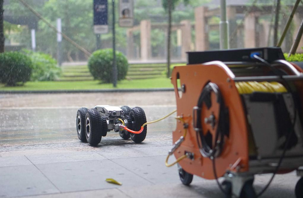 285摄山村管道检测机器人